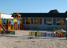 детская площадка базы Елена